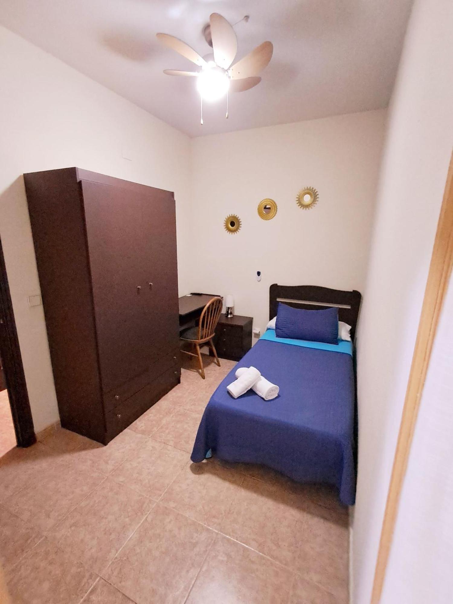 Single Room Private Bathroom